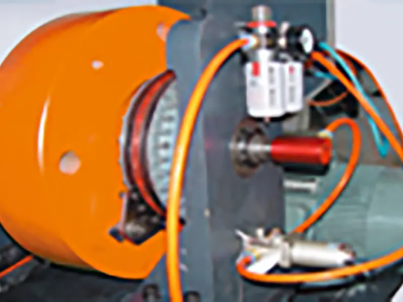 Pneumatic clutch