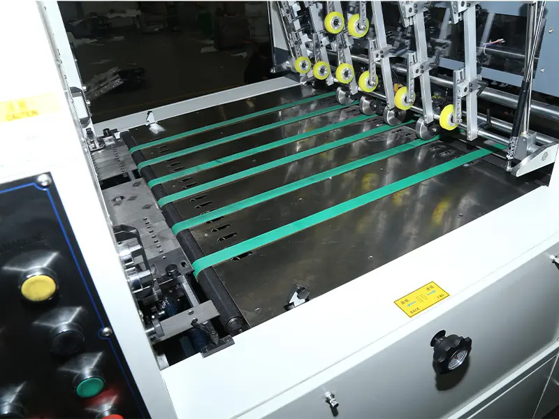 Paper feeding section
