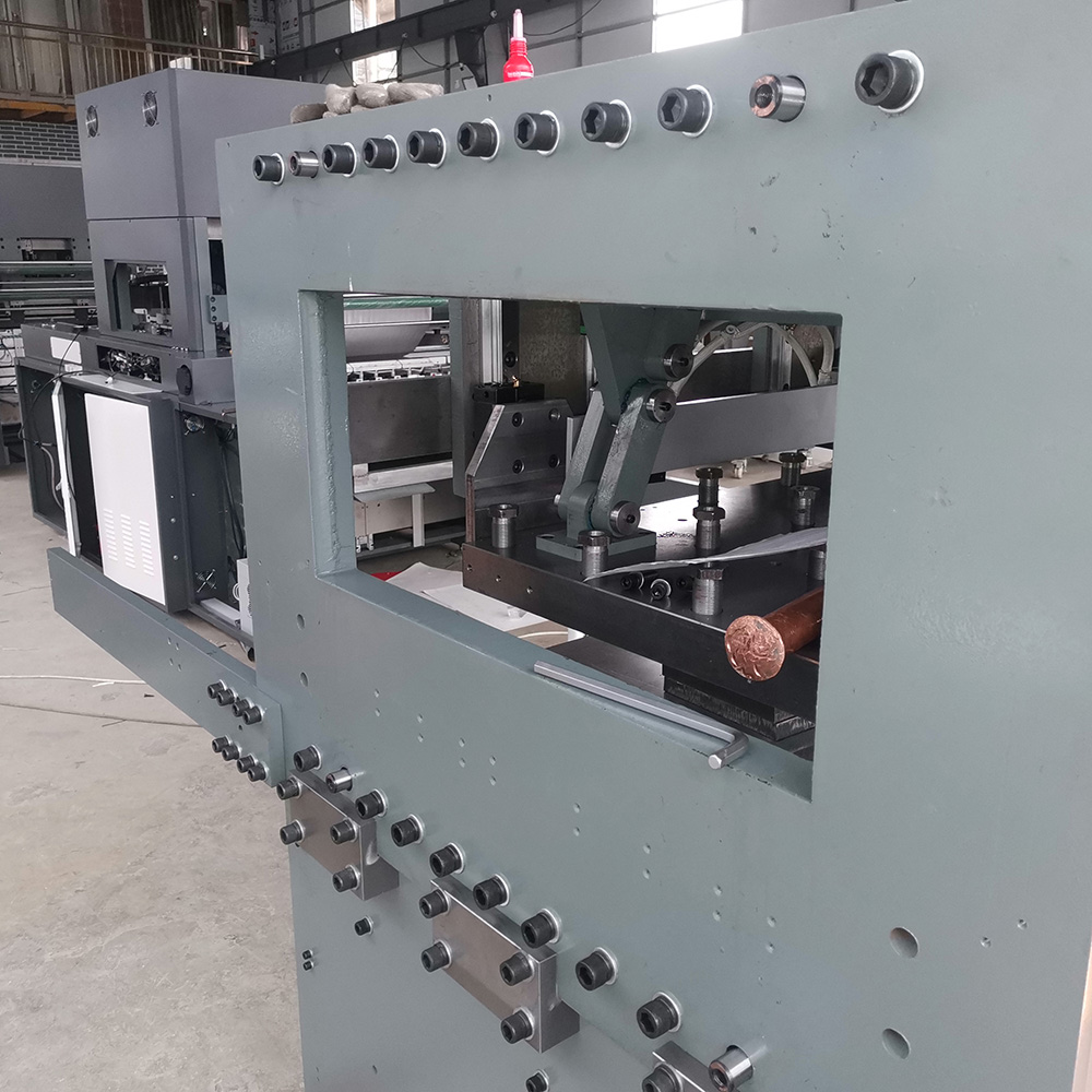 Fully Automatic Mechanical Flat Pressure Hot Stamping And Embossing Machine (6).jpg