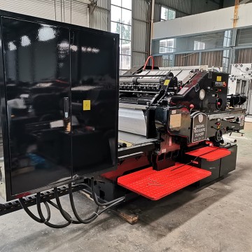 900 Fully automatic round flattening and hot stamping machine